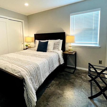 Evie'S Campus-Close 2 Bedroom Luxury Oklahoma City Zewnętrze zdjęcie